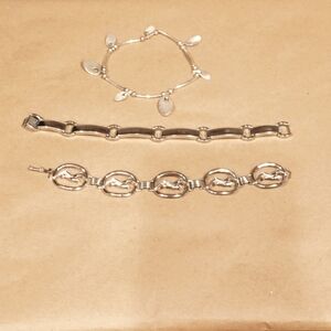 3pc Vintage Lot ~ Silvertone Bracelets